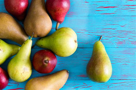 10 Different Types Of Pears How To Pick Pears And Cook With Pear