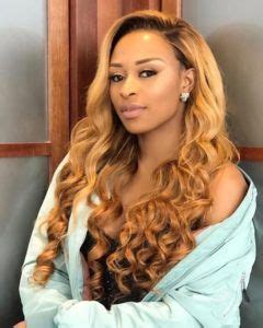 Sa quarantine online party pt. Dj Zinhle Age, Biography, Husband, Height, Weight, Family ...