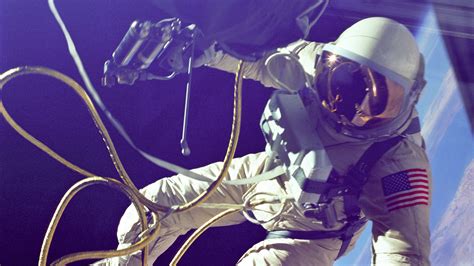 Nasa Is Seeking Astronauts Do You Have The Right Stuff Wbur News