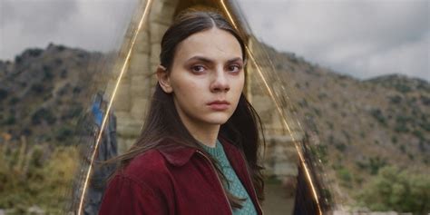 His Dark Materials Star Dafne Keen Read The Book Series Twice To