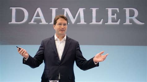 Daimler Elektroauto Hat Priorit T K Llenius Schockt Mit Einer Forderung