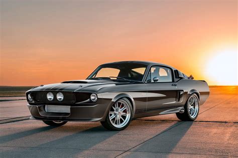 Shelby american is pushing the latest generation shelby gt500se supercar to new levels. Mustang Shelby GT500 CR de 1967 renasce em fibra de ...