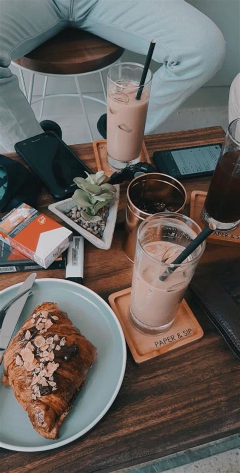 Wallpaper Makanan Aesthetic Hitam : Pin By Zoe Holder On Cho Seungyeon
