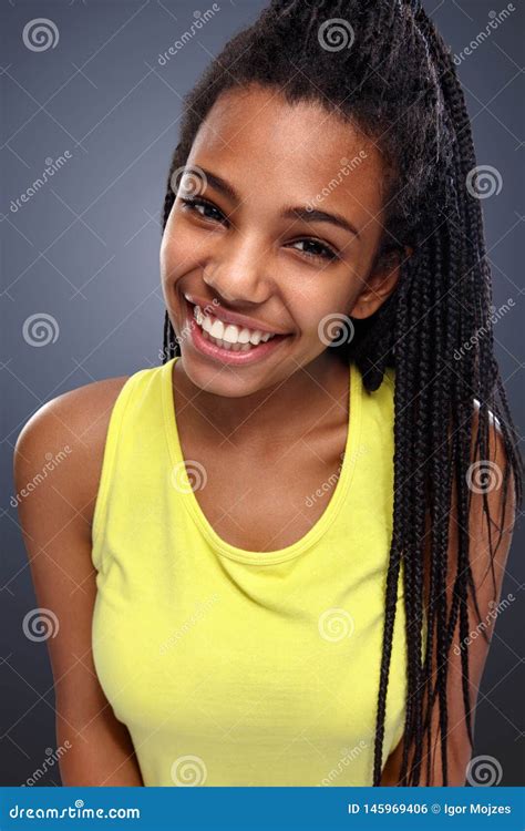 belle fille africaine photo stock image du humain poli 145969406