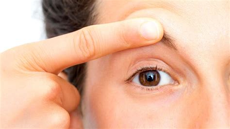 Causes And Ways To Stop Eye Twitching Onlymyhealth