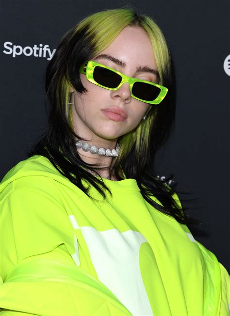 Pamazām Divi Kartupeļi Billie Eilish Gucci Sunglasses Frenks Vortlijs