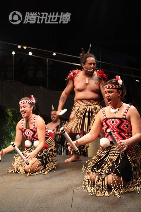 高清：新西兰土著毛利人 彪悍战舞展原始风情新闻腾讯网