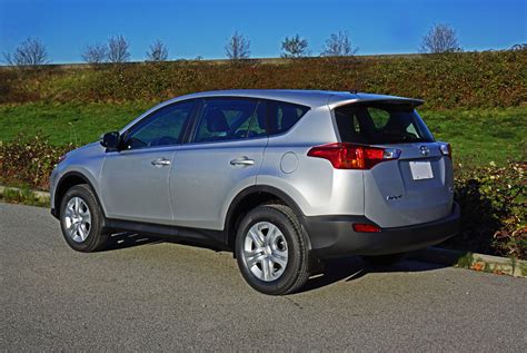 2015 Toyota Rav4 Le Awd Road Test Review The Car Magazine