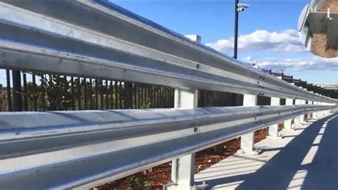 Jan 18, 2006 · handrail assemblies and guards shall be designed to resist a load of 50 pounds per linear foot (pound per foot) (0.73 kn/m) applied in any direction at the top and to transfer this load through the supports to the structure. Aashto M180 Highway Steel Barrier Galvanized Armco Flex W ...