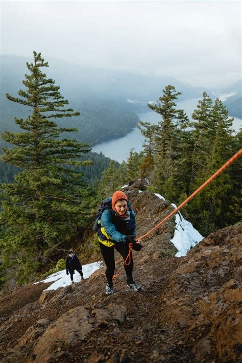 Trail Etiquette 101 15 Essential Hiking Etiquette Tips You Need To