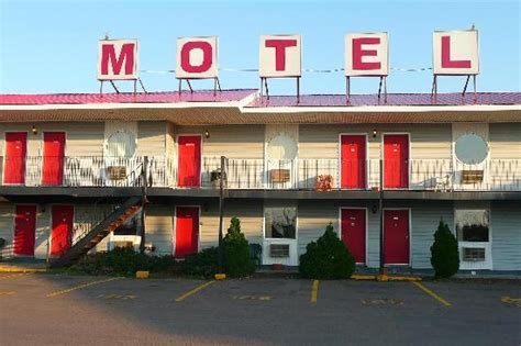 Motel From Outside Picture Of Seelys Motel Shediac Tripadvisor