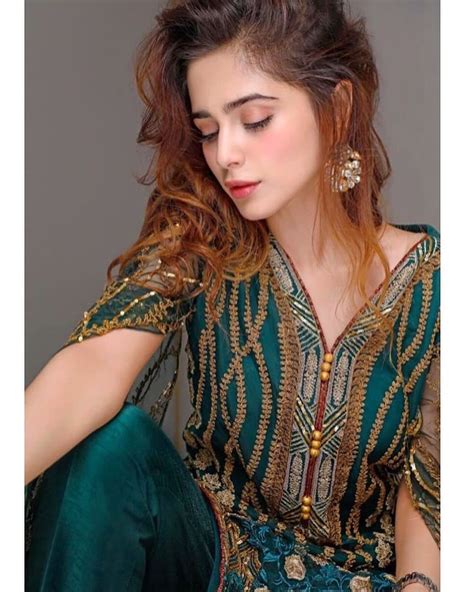 Latest Adorbale Clicks Of Singer Aima Baig Reviewitpk