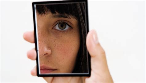 Girl Looking In Mirror Total Life Counseling For Children Teens