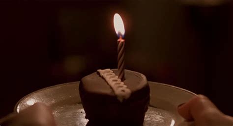You can choose the most popular free candle burning gifs to your phone or computer. Do You Know Why We Stick Candles On Birthday Cakes ...
