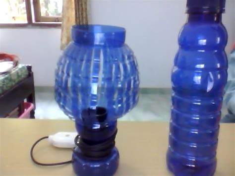 Itu adalah 10 cara mudah membuat lampion sederhana hanya menggunakan kertas. RUMAH KARYA CANTIK: MEMBUAT LAMPION DARI BOTOL BEKAS