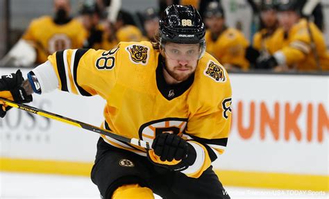 Video David Pastrnak Leads Fans In Chant At Czech Soccer Game