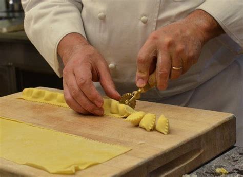 How To Fill And Shape Agnolotti Pasta Recipe Agnolotti Agnolotti