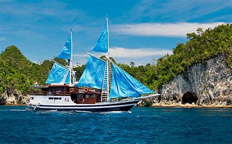 Raja Ampat Explorer Indonesia Yacht Charter
