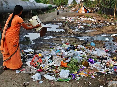People Throwing Garbage Into Bathinda Canal As Admn Turns A Blind Eye Hindustan Times