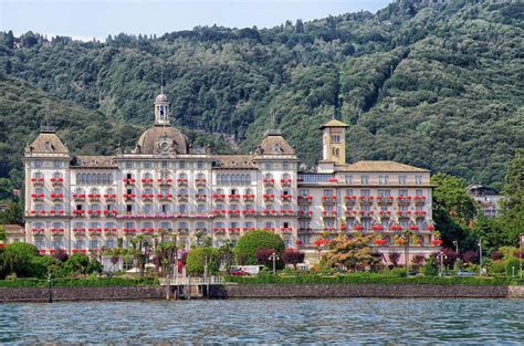 Namn/adress på det lokala språket. Lake Maggiore and Islands - Lake Maggiore Boat Tour - Go Italy Tours