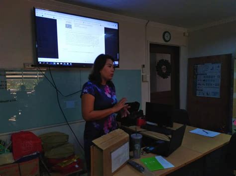 What's the difference between qualitative and quantitative research? Qualitative Research Training - Maria Carinnes P. Alejandria