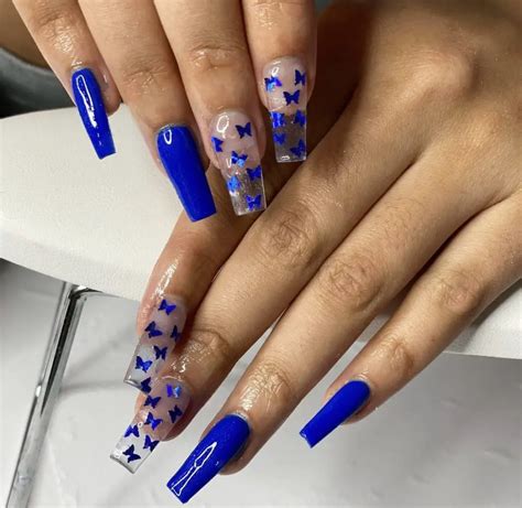 20 Classy Blue Acrylic Nail Designs That Are Perfect For All Occasions
