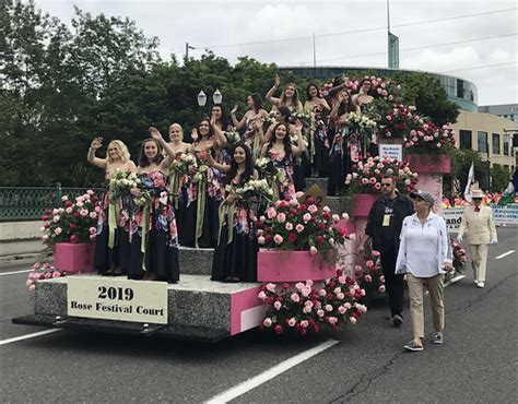 2019 Rose Festival Court I Wasn Neverson Proud As To Cheer Flickr