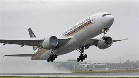 Do average salaries for singapore airlines pilot: Singapore Airlines pilot fails random blood alcohol test ...