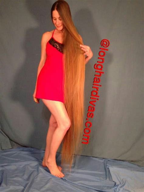 Leona And Her Almost Floor Length Cheesy Blonde Hair Long Hair Divas