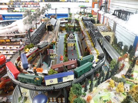 Large O Scale Lionel Mth Model Train Layout Ebay