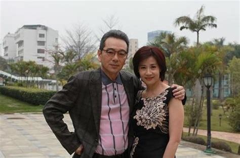 The website collected by this website comes from the. 61歲張晨光與老婆孩子近照，妻子漂亮超有氣質! - 每日頭條