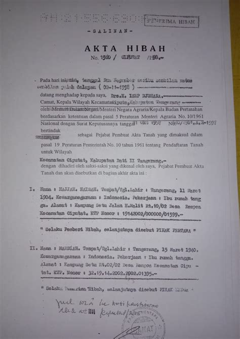 Dalam uraian ini akan diberikan sebuah contoh surat hibah tanah dari orang tua kepada anaknya. Contoh Surat Hibah Tanah Untuk Jalan Desa