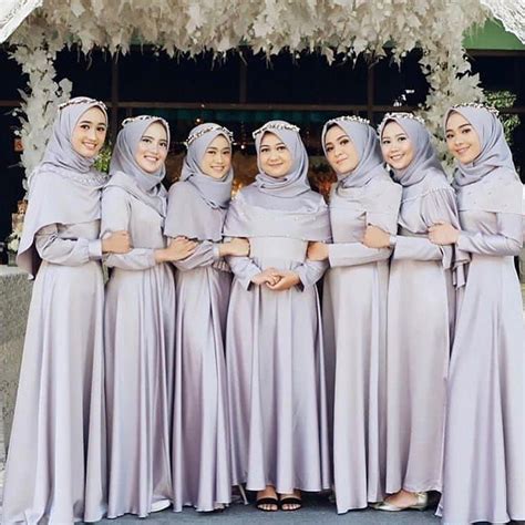 Dress Gaun Bridesmaids Hijab On Instagram Inspired By Putrimelatii