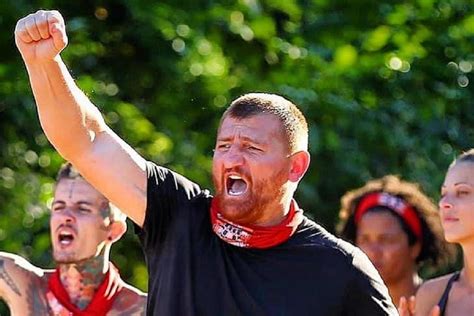 What you think about this story? Un fotbalist îi ia locul lui Cătălin Moroșanu la Survivor ...