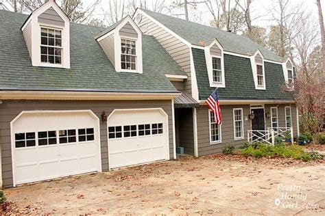 Stream tracks and playlists from likehouse on. Handy Homeowner Builds Mailbox to Resemble Her House