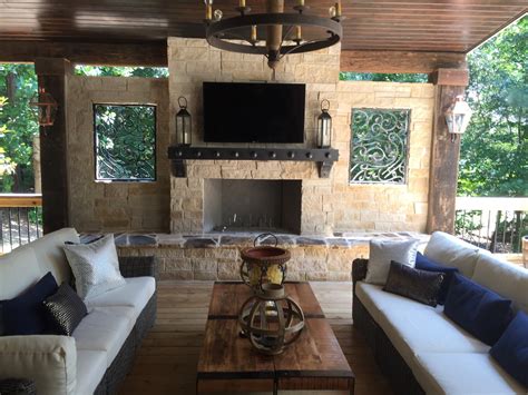 Atlanta Outdoor Fireplaces | Outdoor Kitchens | Old Hat Chimney Service