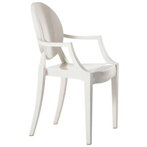 Our specialized sales team is here to help you make the right decisions when buying your products and are ready to answer any questions. Glossy White Cartel Louis Ghost Chair by Philippe Stark ...