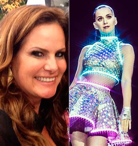 Ahead, we will also know about we will also look at who is renata ceribelli, how she become famous, renata ceribelli's. Renata Ceribelli entrevista Katy Perry para o Fantástico ...