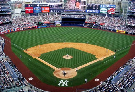 Le Yankee Stadium Stade Mythique De Baseball De New York Ny Yankees