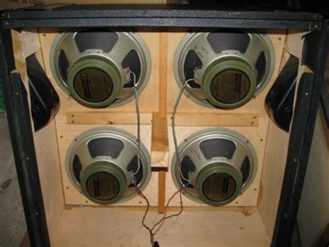Many people have asked how to wire up a 4 speaker cabinet that can have an extension speaker cabinet (usually another 2 or 4 speaker cabinet) plugged into it when desired. Marshall 4x12 (Greenbacks) from Year 1969 | The Gear Page