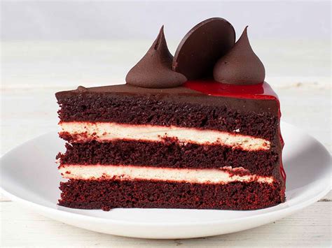 I love learning the history behind timeless recipes like this, to find out how they originated, how they became popular. Nana\'S Red Velvet Cake Icing : Grandma S Red Velvet Cake Something Swanky : I make wedding ...
