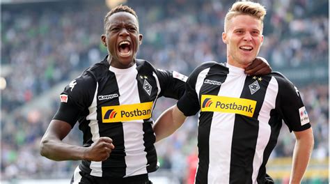Minecraft skin junge mit weihnachtsmtze 2.0. Borussia Mönchengladbach: Zakaria bleibt - Top-7 ...