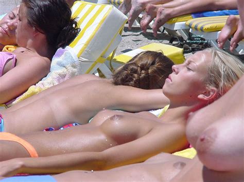 Candid Tits On The Beach February Voyeur Web Hot Sex Picture