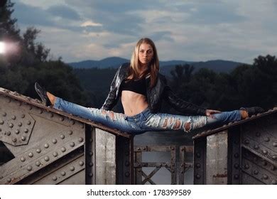 Slim Gymnast Girl Nature Sitting Splits Stock Photo Shutterstock