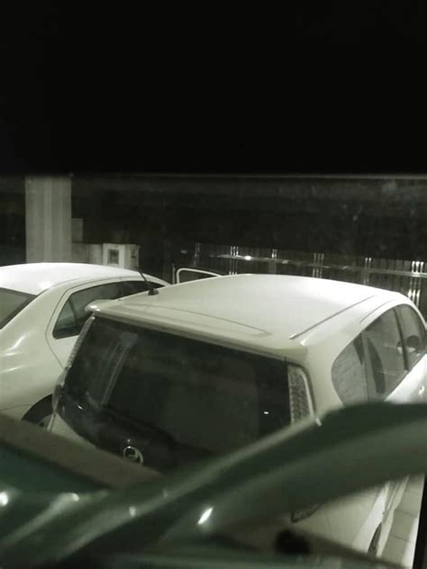 Kita juga perlu melakukan penjagaan terhadap mobil kita. ''Aku Hampir Keluar Rumah Tutup Pintu Kereta'', Alarm ...
