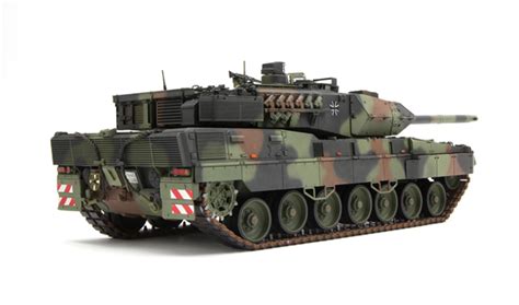 Meng German Main Battle Tank Leopard 2 A7 135 Minyartseu