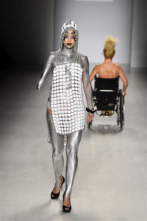 models with disabilities work the catwalk at new york fashion week fashion new york fashion