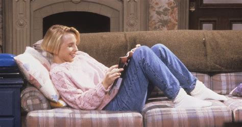 The Roseanne Revival Is Bringing Back Both Actresses Who Played Becky But Dont Worry It
