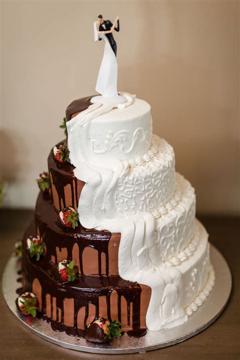 Combined Chocolate And Vanilla Bride And Grooms Cake Dream Wedding