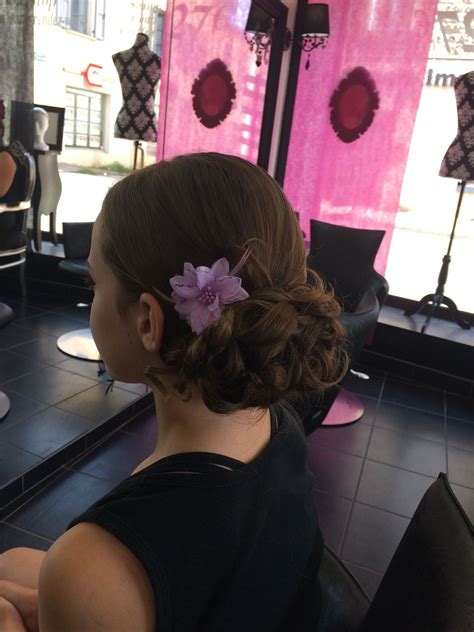 Check spelling or type a new query. Coiffure mariage, enfant, demoiselle d'honneur, Fleur ...